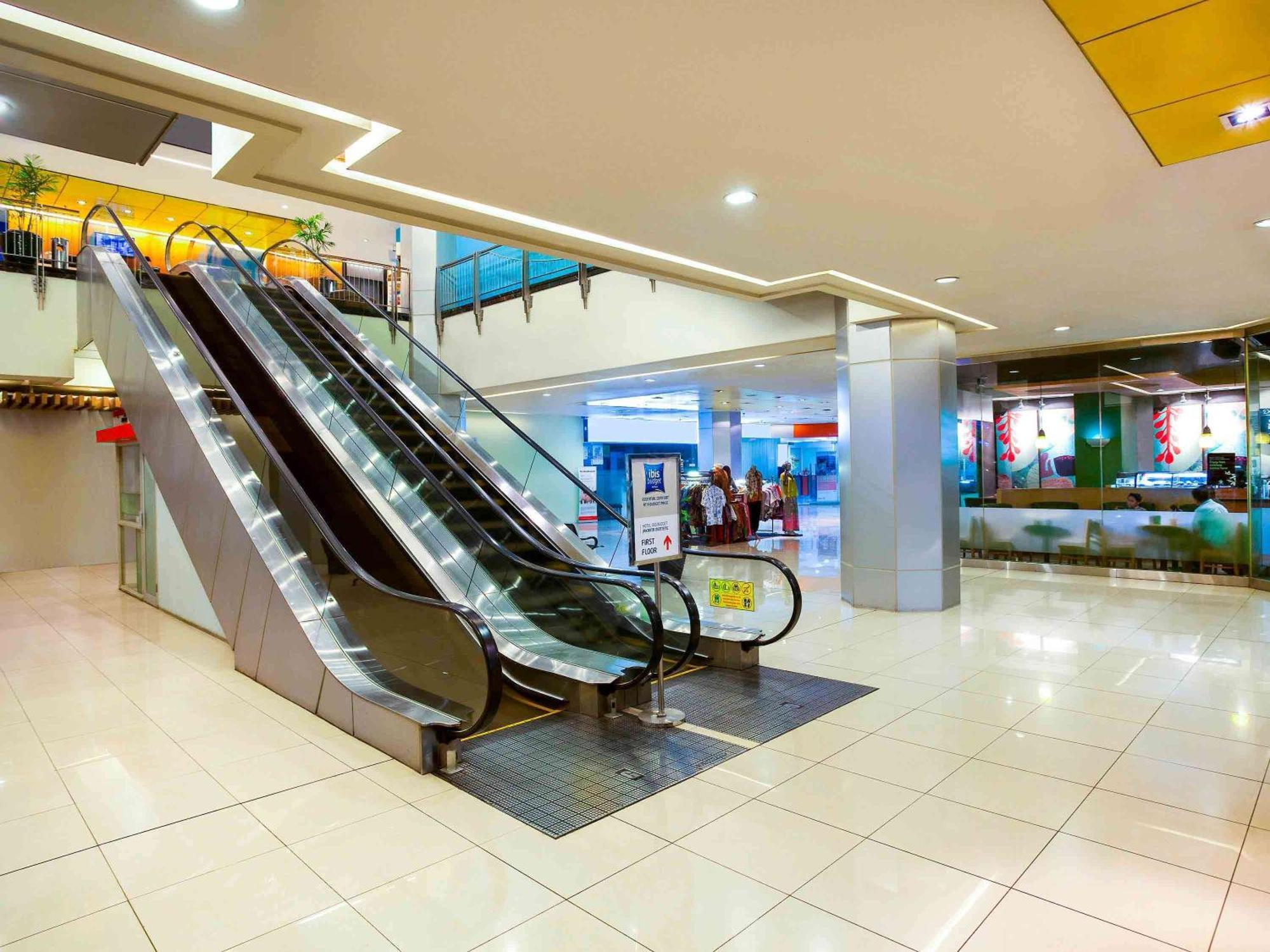 Ibis Budget Jakarta Menteng Zewnętrze zdjęcie