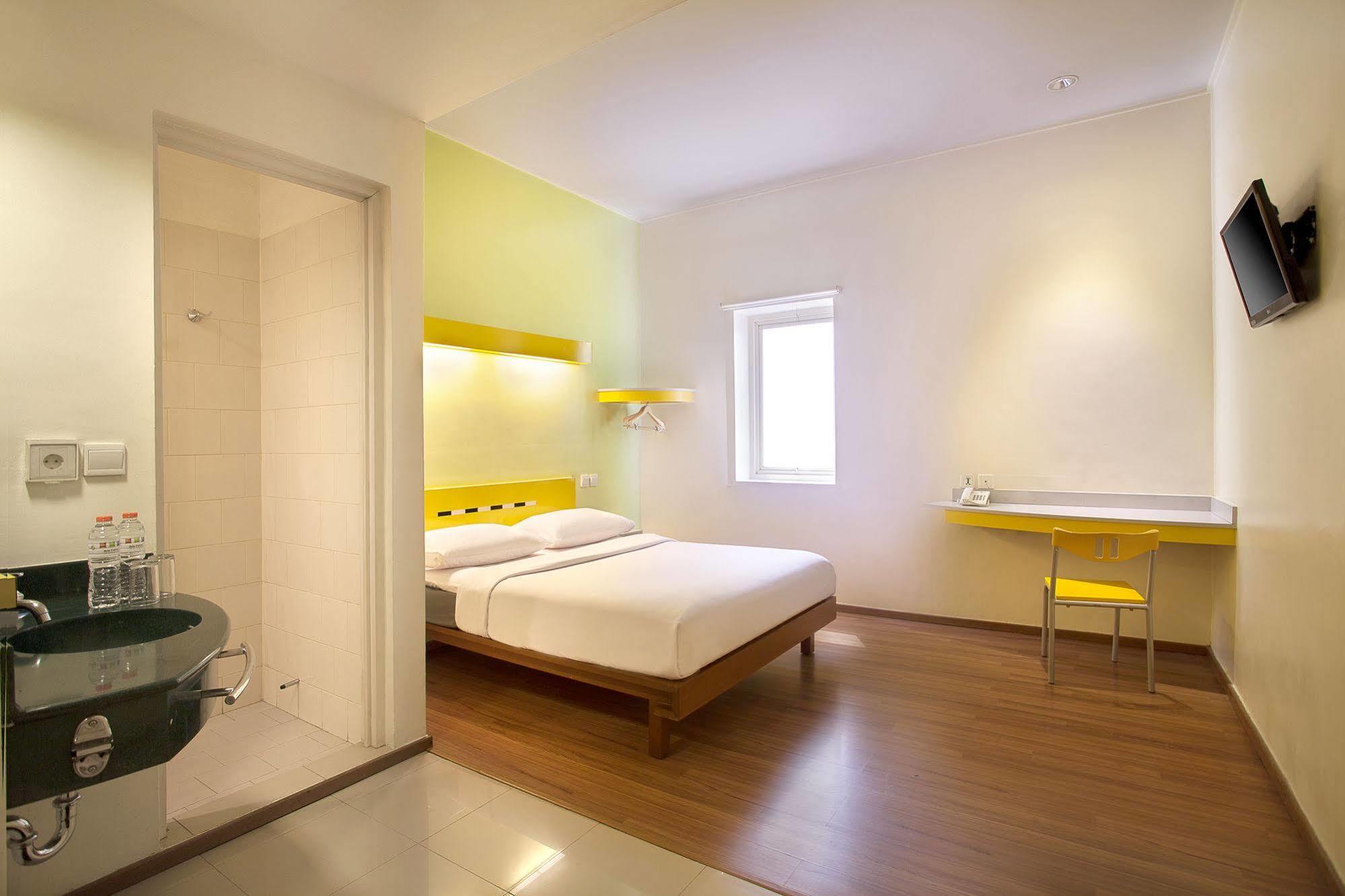 Ibis Budget Jakarta Menteng Zewnętrze zdjęcie